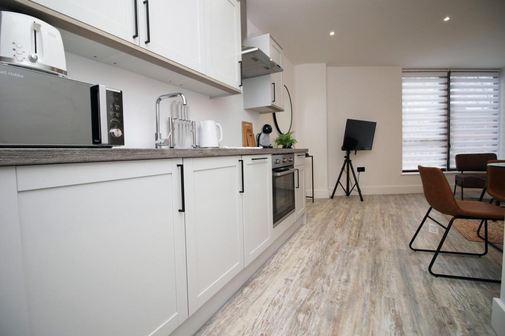 2 Bedroom With Free Parking Swindon Zewnętrze zdjęcie