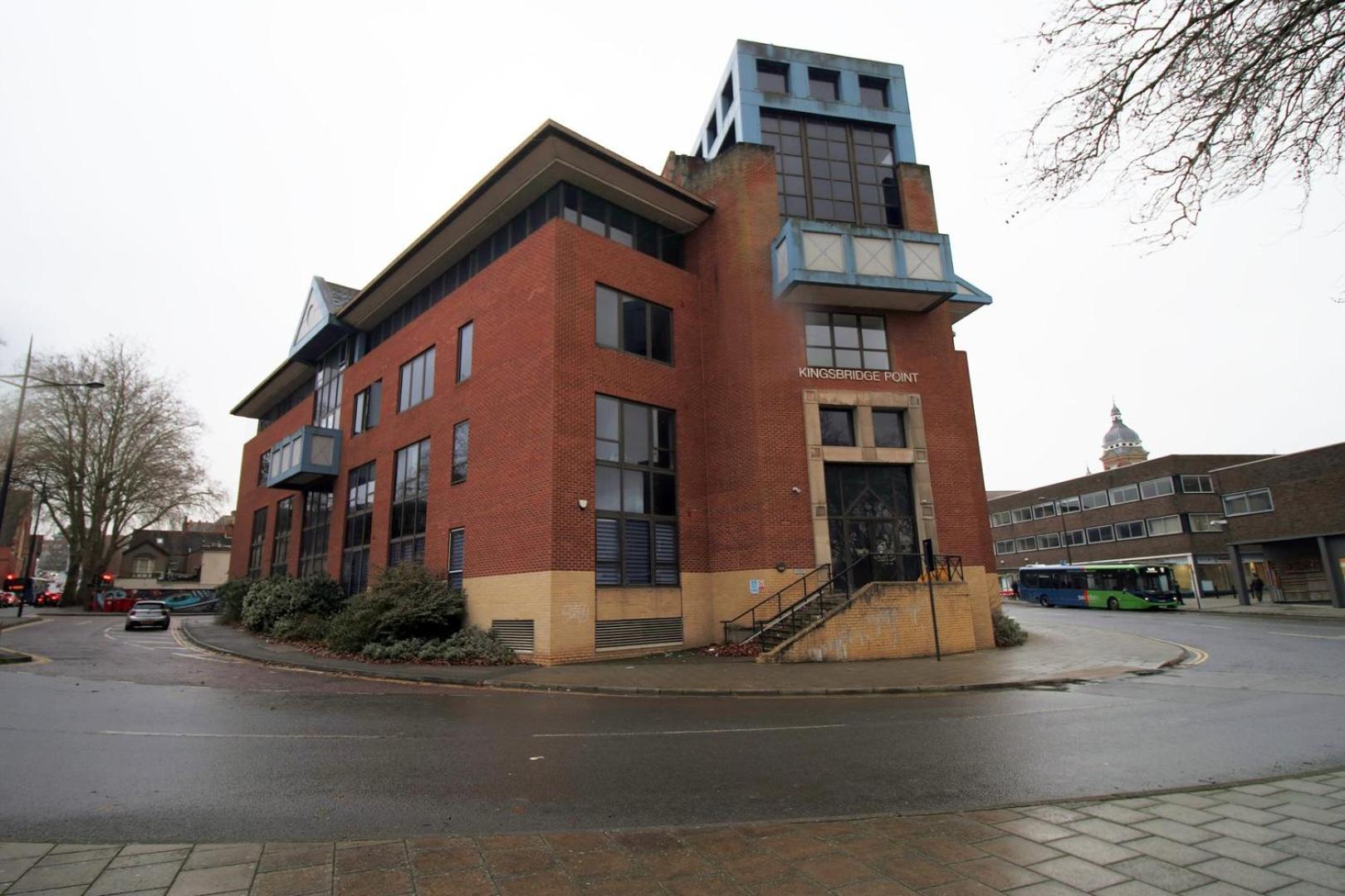 2 Bedroom With Free Parking Swindon Zewnętrze zdjęcie